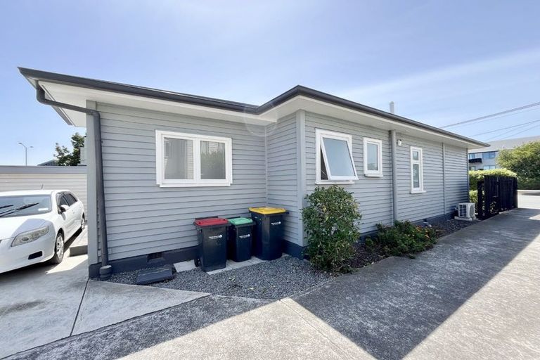 Photo of property in 1/139 Waltham Road, Sydenham, Christchurch, 8023