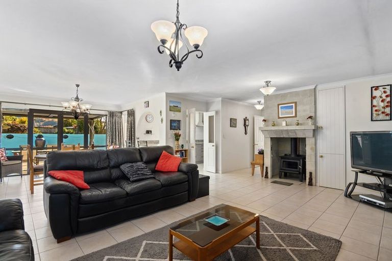 Photo of property in 2 Mccrae Street, Wakefield, 7025