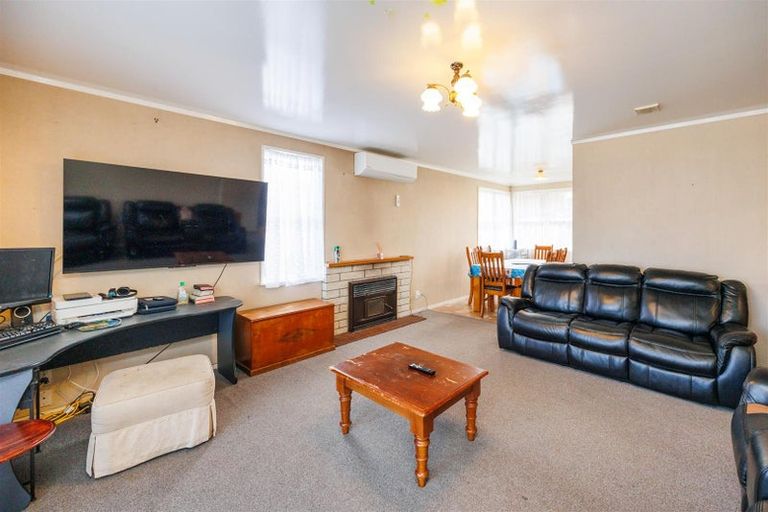 Photo of property in 5 Lambert Street, Marton, 4710