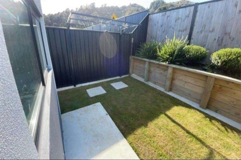 Photo of property in 7 Desert Gold Lane, Wallaceville, Upper Hutt, 5018