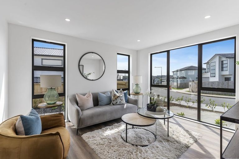 Photo of property in 6 Whale Bay Rise, Gulf Harbour, Whangaparaoa, 0930