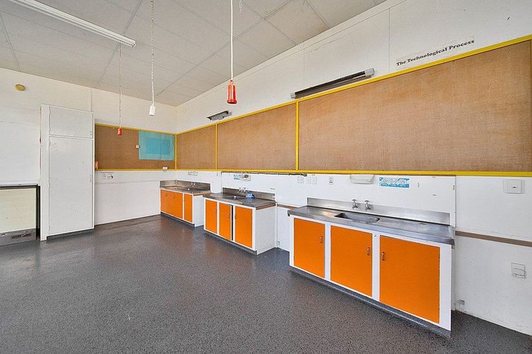 Photo of property in 105 High Street South, Eltham, 4322