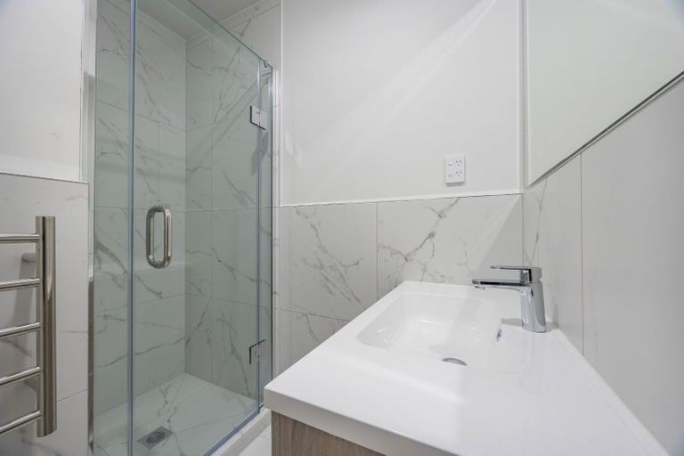Photo of property in 7/35 Young Crescent, Drury, 2113
