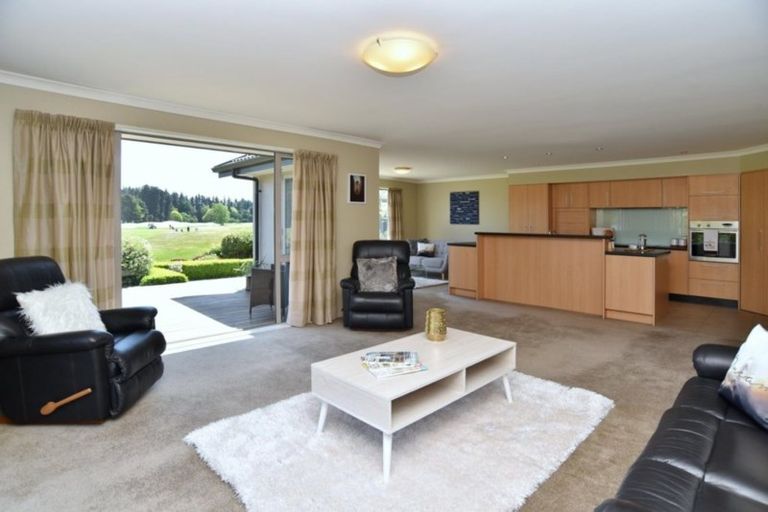 Photo of property in 142 Lake Terrace Road, Burwood, Christchurch, 8061