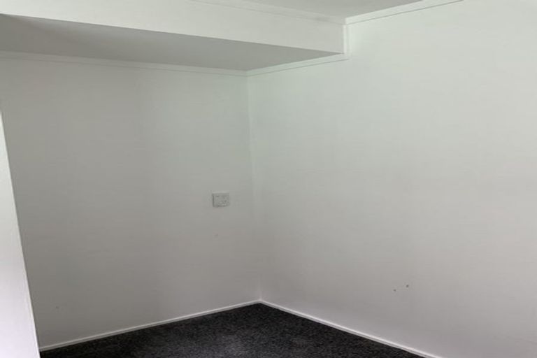 Photo of property in 1/5 Merriefield Avenue, Forrest Hill, Auckland, 0620