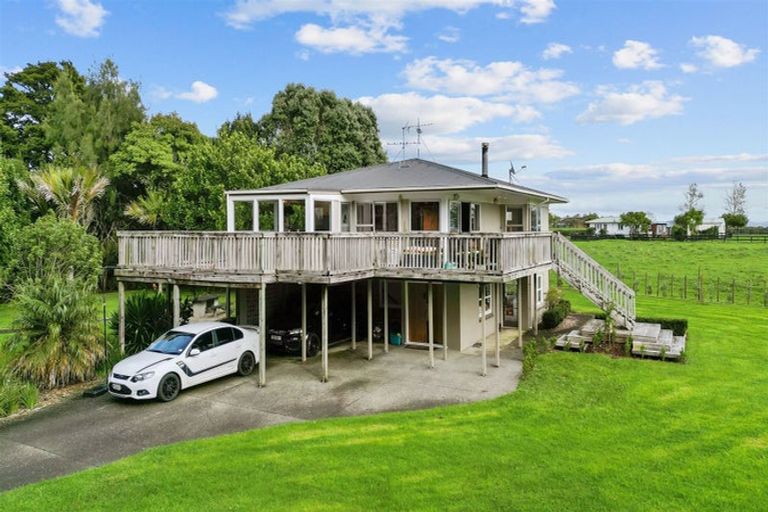 Photo of property in 430 Bald Hill Road, Waiuku, 2681