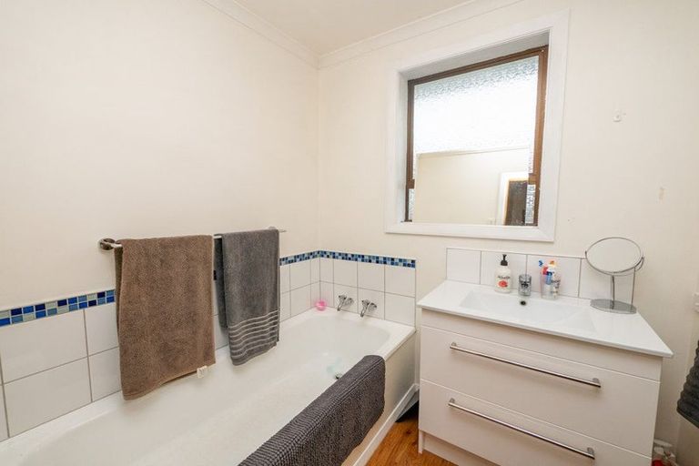 Photo of property in 43 Mcdonald Street, Mosgiel, 9024