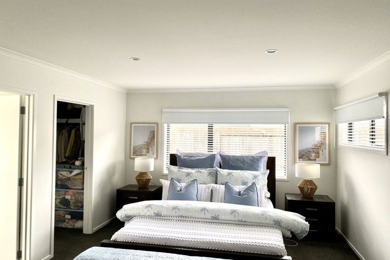 Photo of property in 18 Kahuparere Crescent, Pyes Pa, Tauranga, 3112