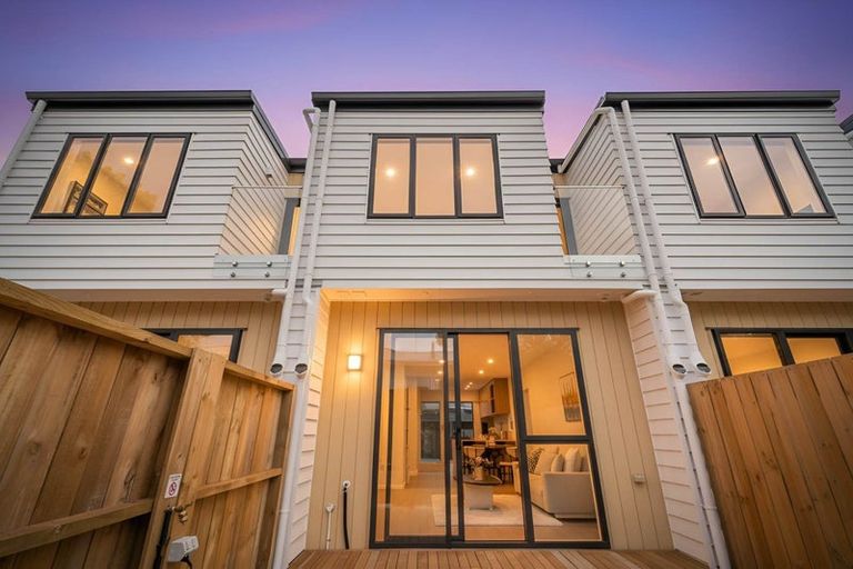 Photo of property in 5/15 Normandy Place, Henderson, Auckland, 0610