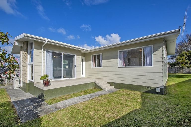 Photo of property in 44 Meadow Park Crescent, Tikipunga, Whangarei, 0112