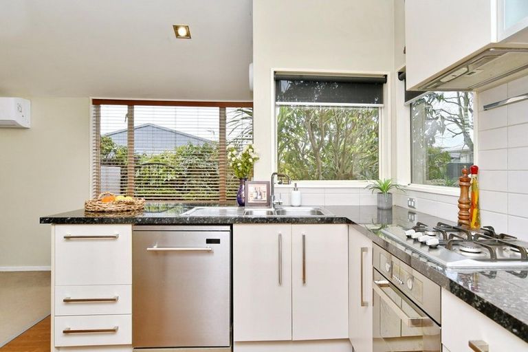 Photo of property in 2/775 Main North Road, Belfast, Christchurch, 8051