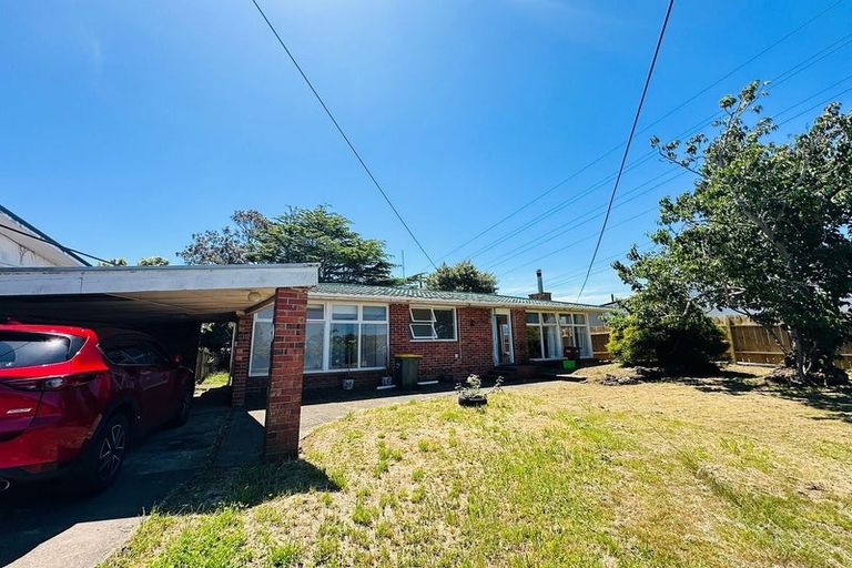 Photo of property in 156 Sunset Road, Unsworth Heights, Auckland, 0632