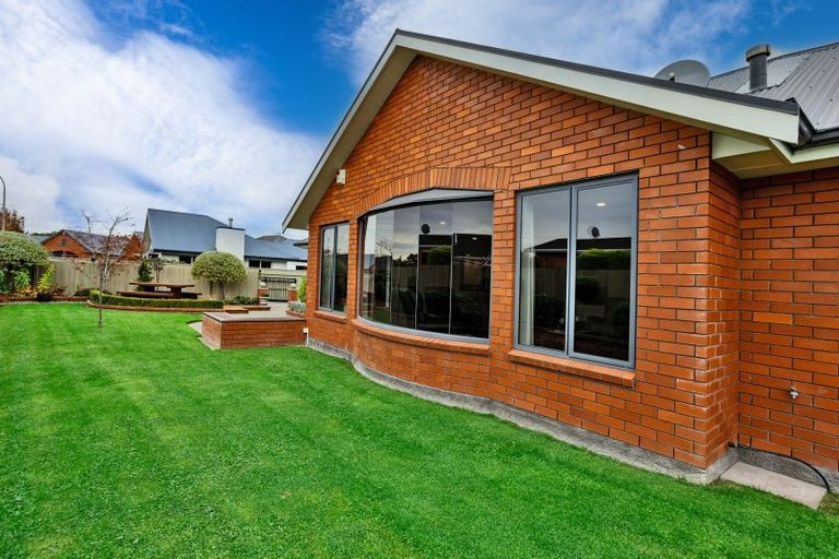 Photo of property in 8 Craig Street, Waikiwi, Invercargill, 9810
