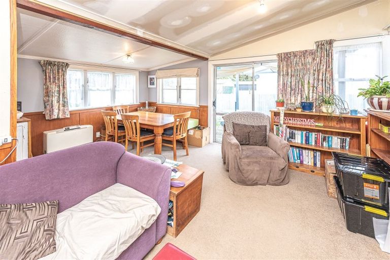 Photo of property in 10 Wembley Place, Whanganui East, Whanganui, 4500