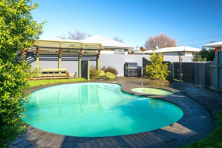 Photo of property in 77 Howick Road, Redwoodtown, Blenheim, 7201