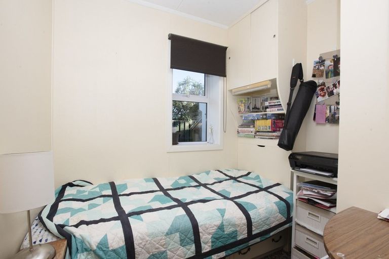 Photo of property in 12 Weka Street, Waikiwi, Invercargill, 9810