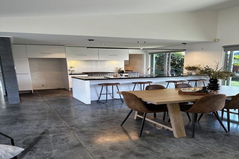 Photo of property in 15 Shalimar Place, Huntington, Hamilton, 3210