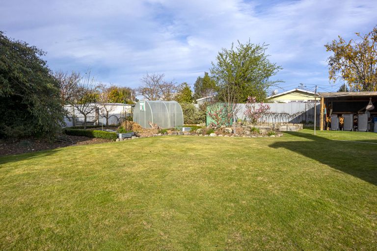 Photo of property in 12a Connolly Street, Boulcott, Lower Hutt, 5010