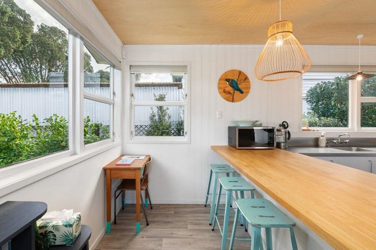 Photo of property in 34 Ocean View Road, Waihi Beach, 3611