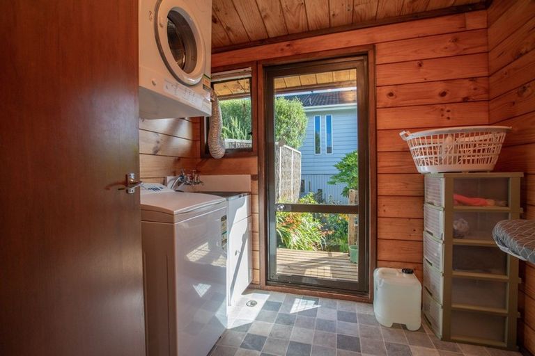 Photo of property in 31a Ranui Terrace, Tawa, Wellington, 5028