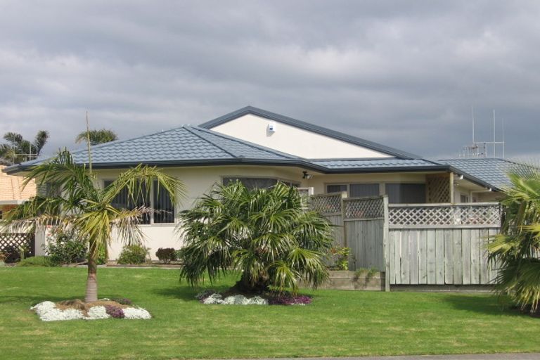 Photo of property in 83 Plateau Heights, Mount Maunganui, 3116