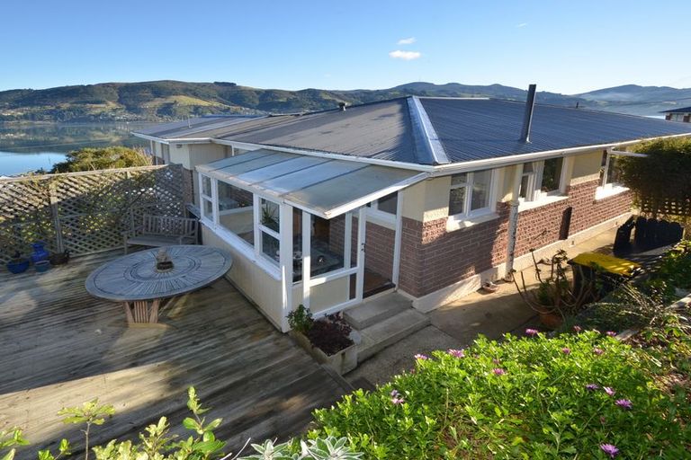 Photo of property in 29 Bayne Terrace, Macandrew Bay, Dunedin, 9014