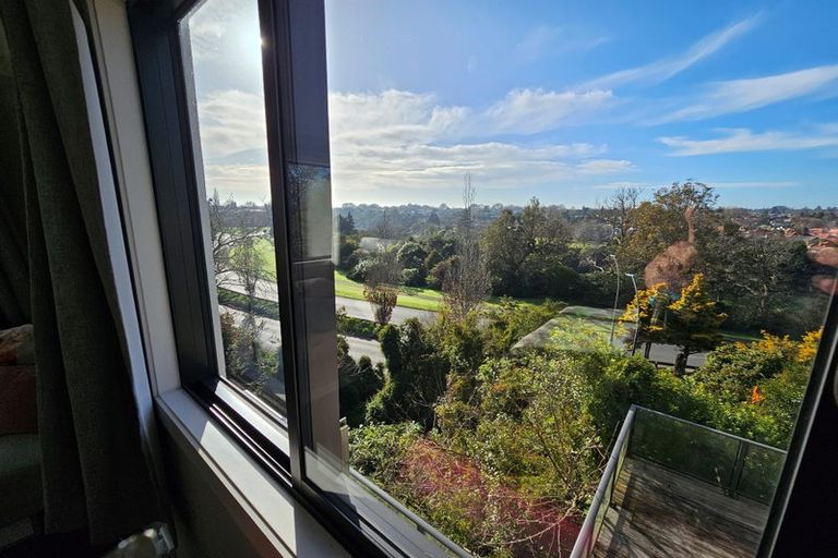 Photo of property in 17 Park Terrace, Hamilton Central, Hamilton, 3204