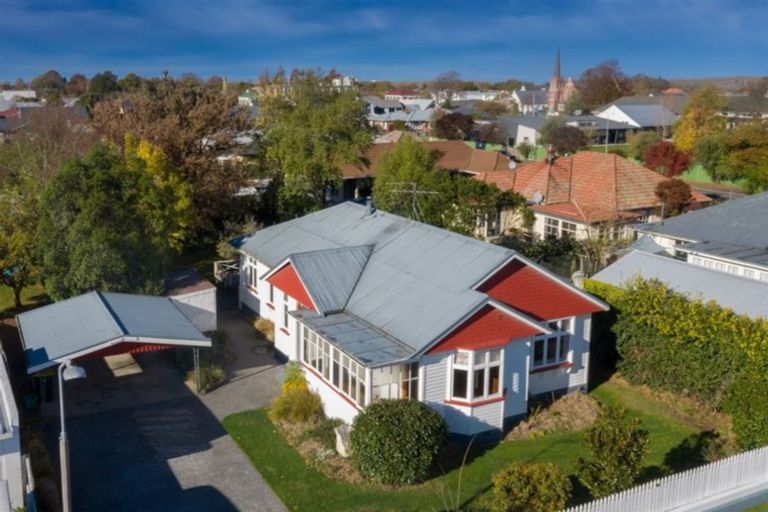 Photo of property in 90 Winter Street, Ashburton, 7700