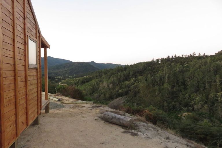 Photo of property in 744 Waiwhero Road, Ngatimoti, Motueka, 7196