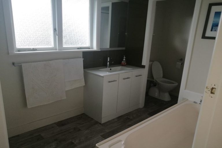 Photo of property in 37 Herbert Road, Queenwood, Hamilton, 3210