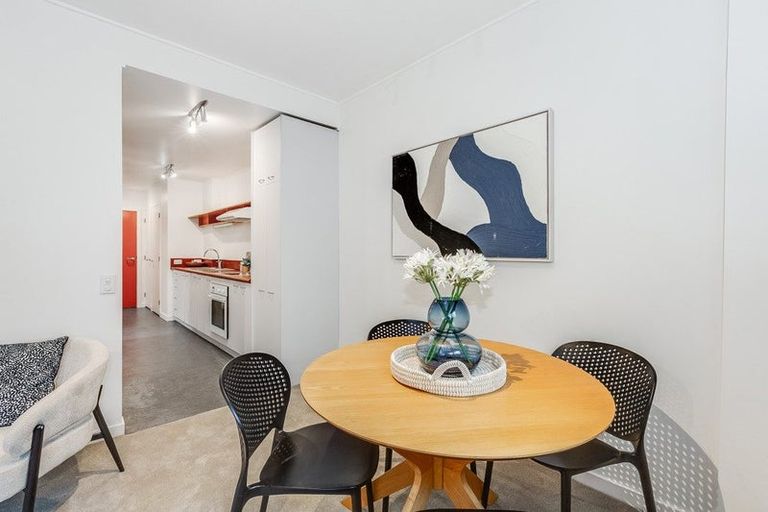 Photo of property in Dixonlane Apartments, 5/7 Feltex Lane, Te Aro, Wellington, 6011