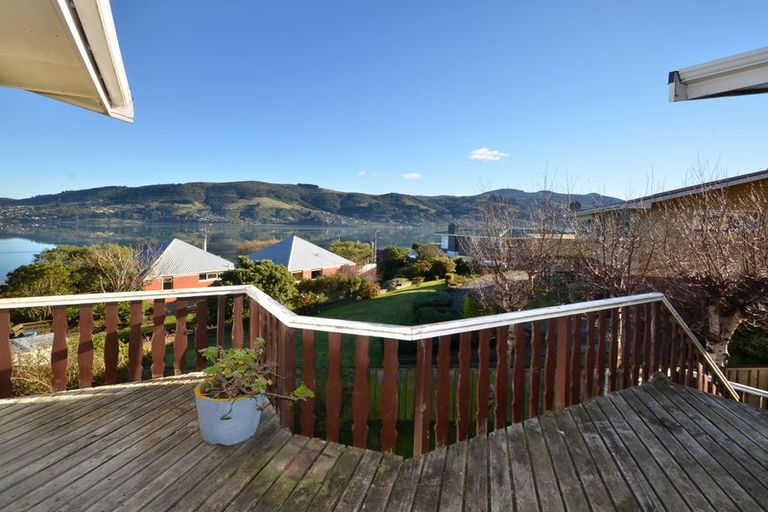 Photo of property in 29 Bayne Terrace, Macandrew Bay, Dunedin, 9014