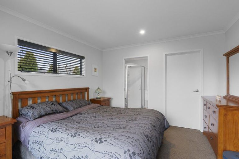 Photo of property in 36 Luxembourg Crescent, Halswell, Christchurch, 8025