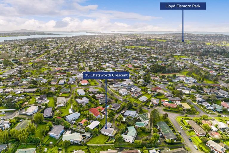 Photo of property in 33 Chatsworth Crescent, Pakuranga Heights, Auckland, 2010