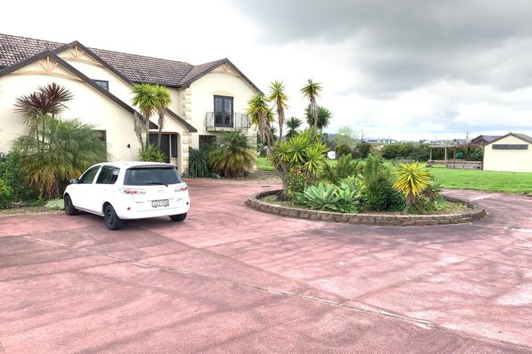 Photo of property in 28 Ockleston Landing, Hobsonville, Auckland, 0618