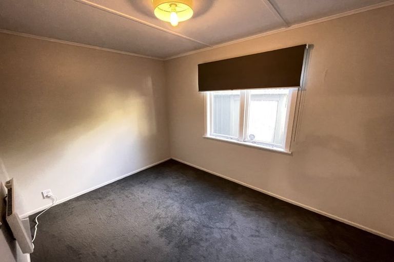 Photo of property in 5 John Street, Stokes Valley, Lower Hutt, 5019