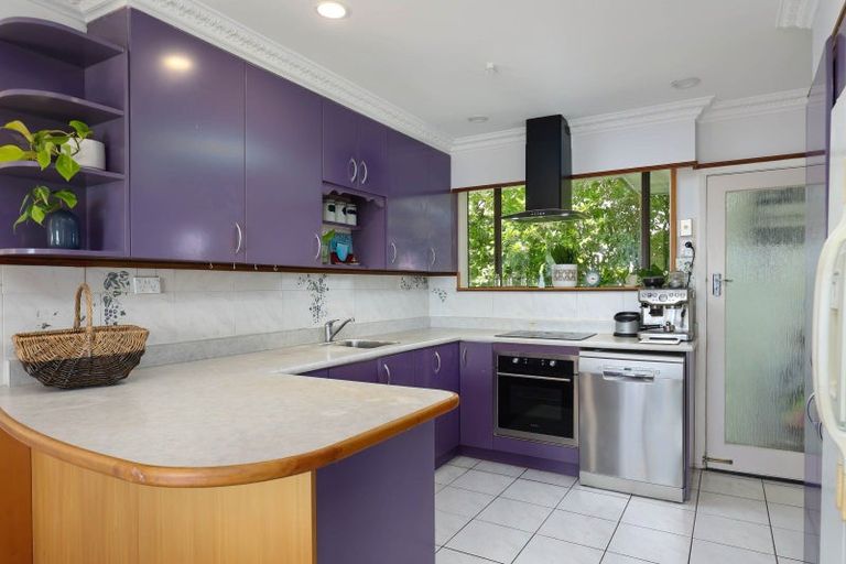 Photo of property in 51 Tosswill Road, Tahunanui, Nelson, 7011