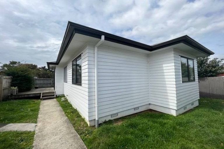 Photo of property in 5 Beeston Crescent, Manurewa, Auckland, 2102