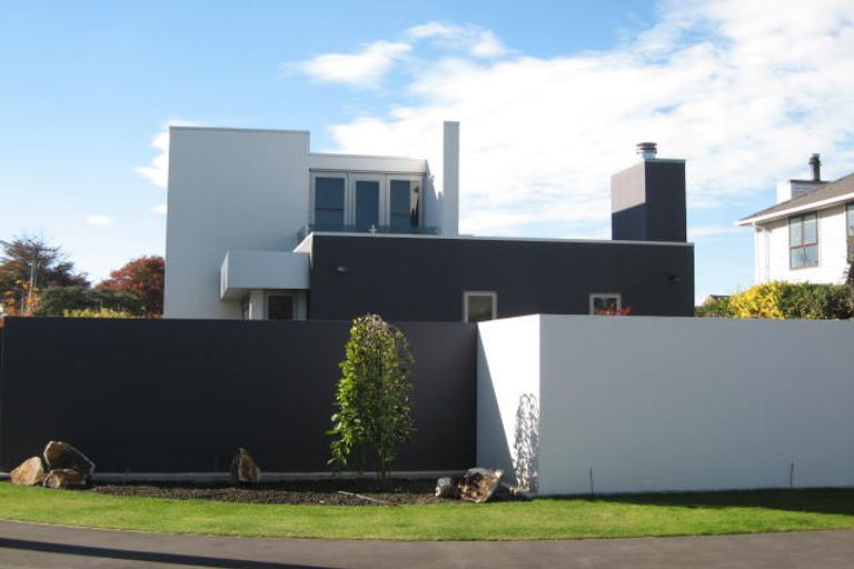 Photo of property in 52 Wai-iti Terrace, Burnside, Christchurch, 8052