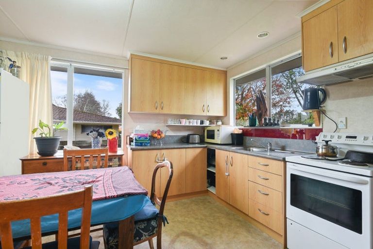 Photo of property in 11 Turquoise Place, Pukehangi, Rotorua, 3015