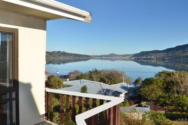 Photo of property in 29 Bayne Terrace, Macandrew Bay, Dunedin, 9014