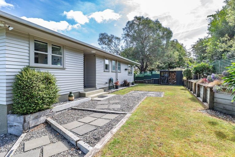 Photo of property in 6 Muhunoa West Road, Ohau, Levin, 5570