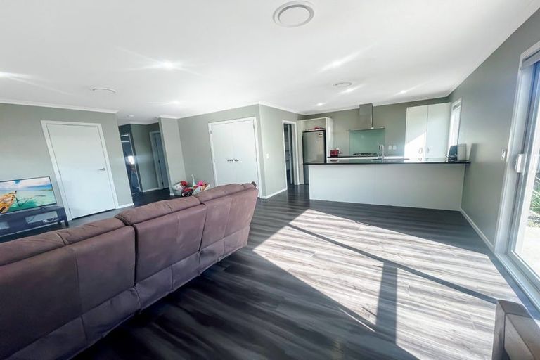 Photo of property in 7 Ron Fawcett Way, Wainuiomata, Lower Hutt, 5014