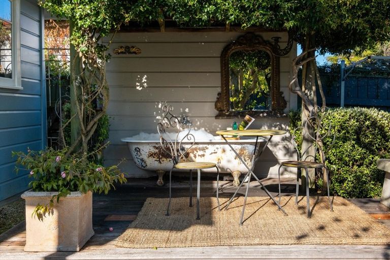 Photo of property in 15 Pipi Street, Te Awanga, 4102