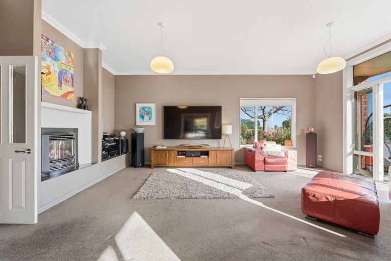 Photo of property in 34 Paterson Road, Chain Hills, Mosgiel, 9092