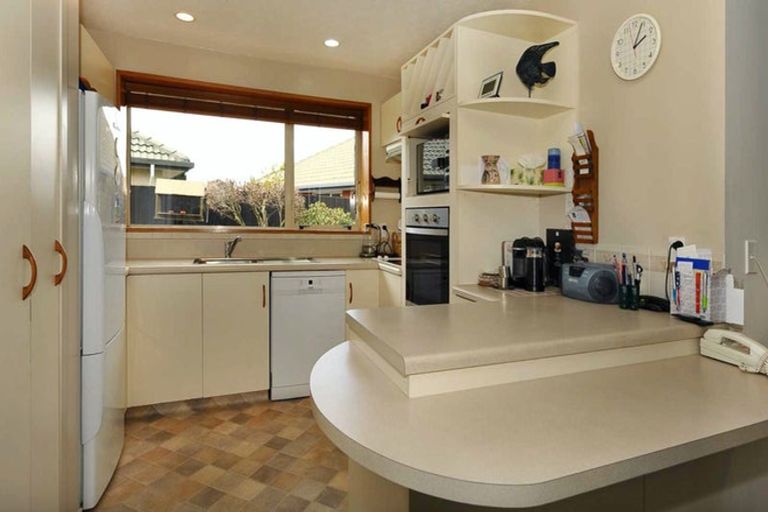 Photo of property in 38 Kintyre Drive, Broomfield, Christchurch, 8042