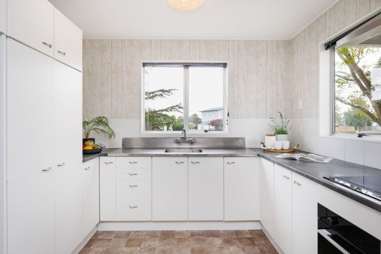 Photo of property in 11a Apollo Parade, Milson, Palmerston North, 4414