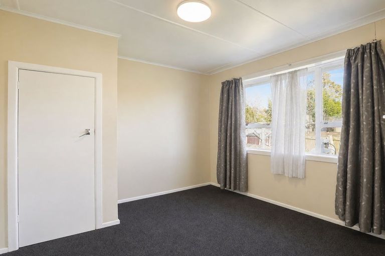Photo of property in 2 Ngareta Road, Mourea, Rotorua, 3074