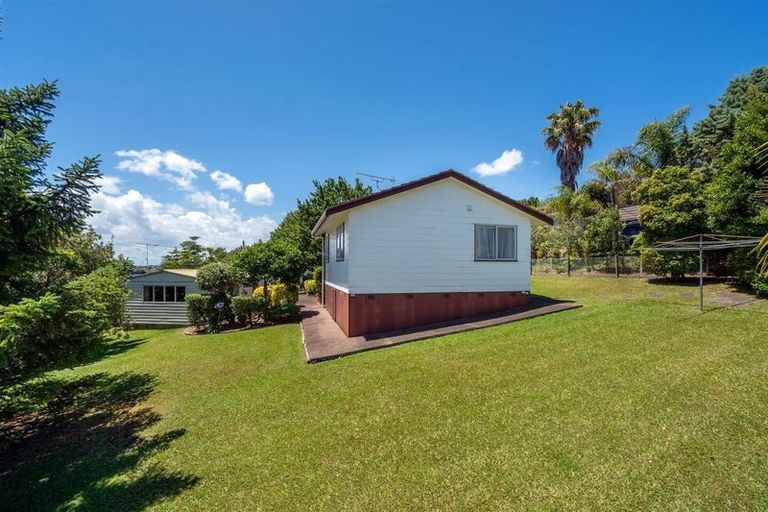 Photo of property in 9 Tesla Place, Totara Vale, Auckland, 0629