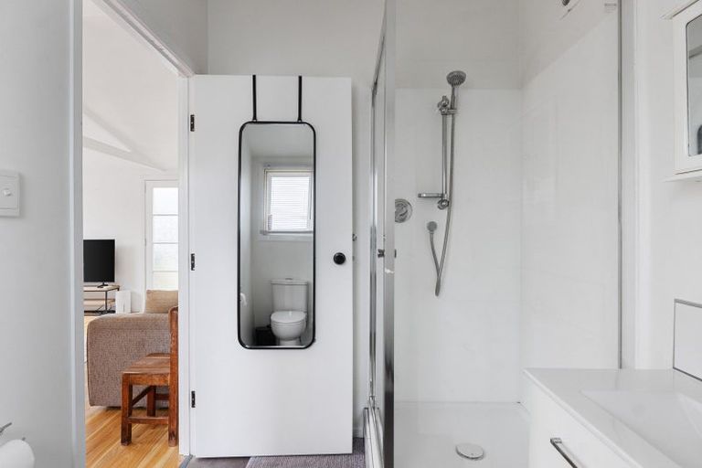 Photo of property in 42 Valley Road, Mangapapa, Gisborne, 4010